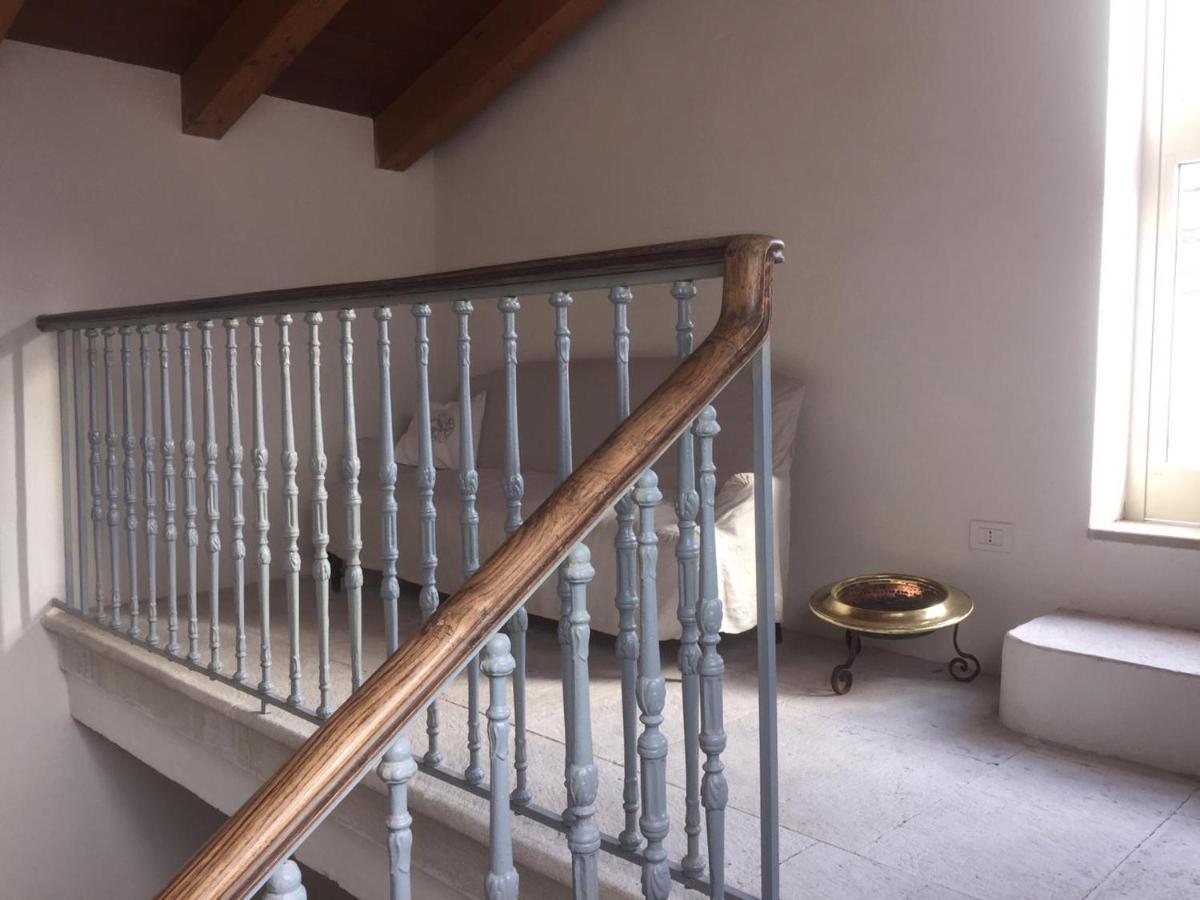Palazzo Romanelli B&B Trani Bagian luar foto