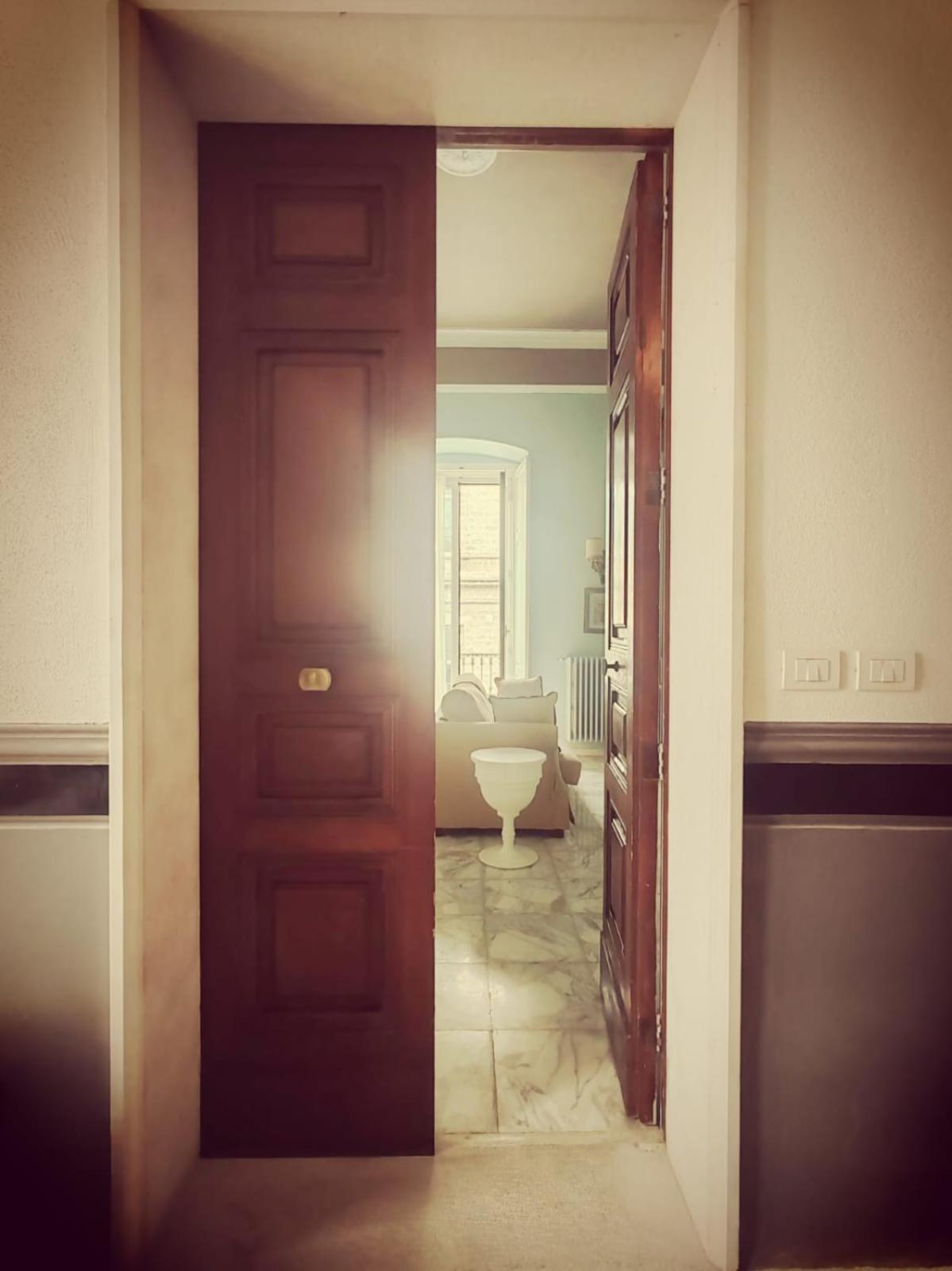 Palazzo Romanelli B&B Trani Bagian luar foto